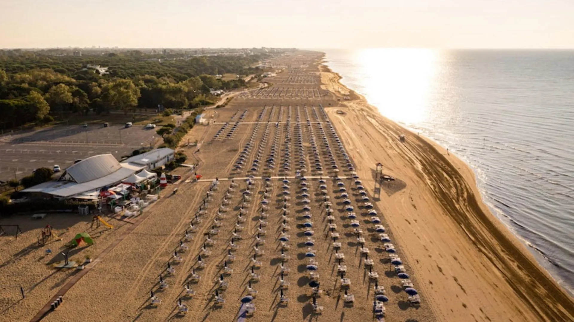 Fantastic Apartment With Sea View - Beach Place Included Bibione Italy